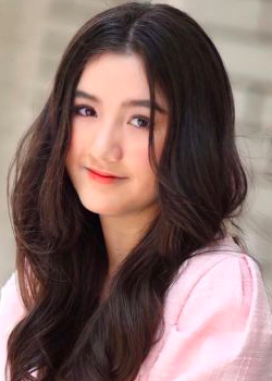 Alice Thanutsaluk Hudson (2007)