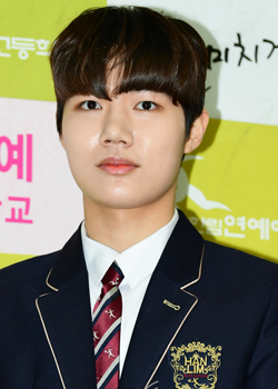 Bae Shi Joon (Roshin - JWiiver) (2001)