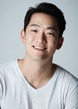 Eun Jong Keon (1985)