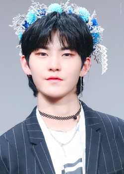 Heo Hyeon Joon (THE BOYZ) (2000)